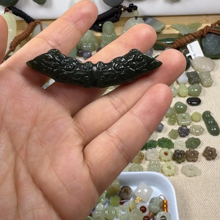 和田玉未镶嵌包链