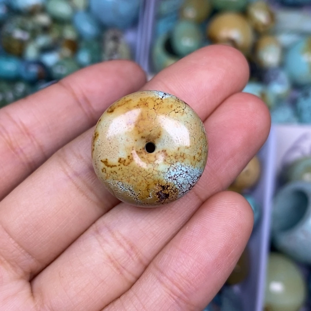 绿松石未镶嵌挂件