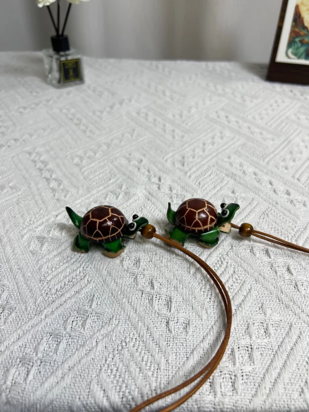 小龟龟牛皮挂件手工制作