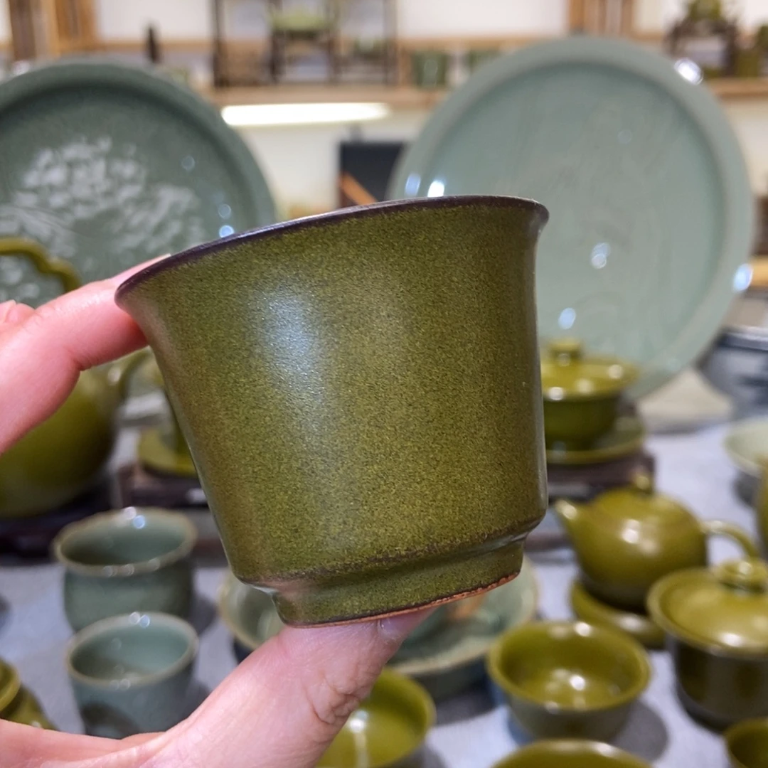 瓷片茶叶末釉马蹄杯哈哈哈