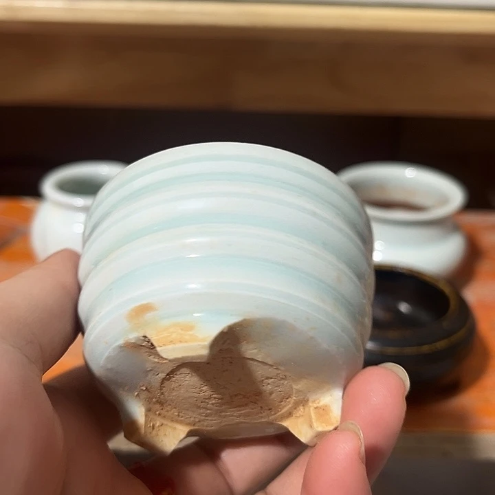 C***s茶盏一个三足的小炉子