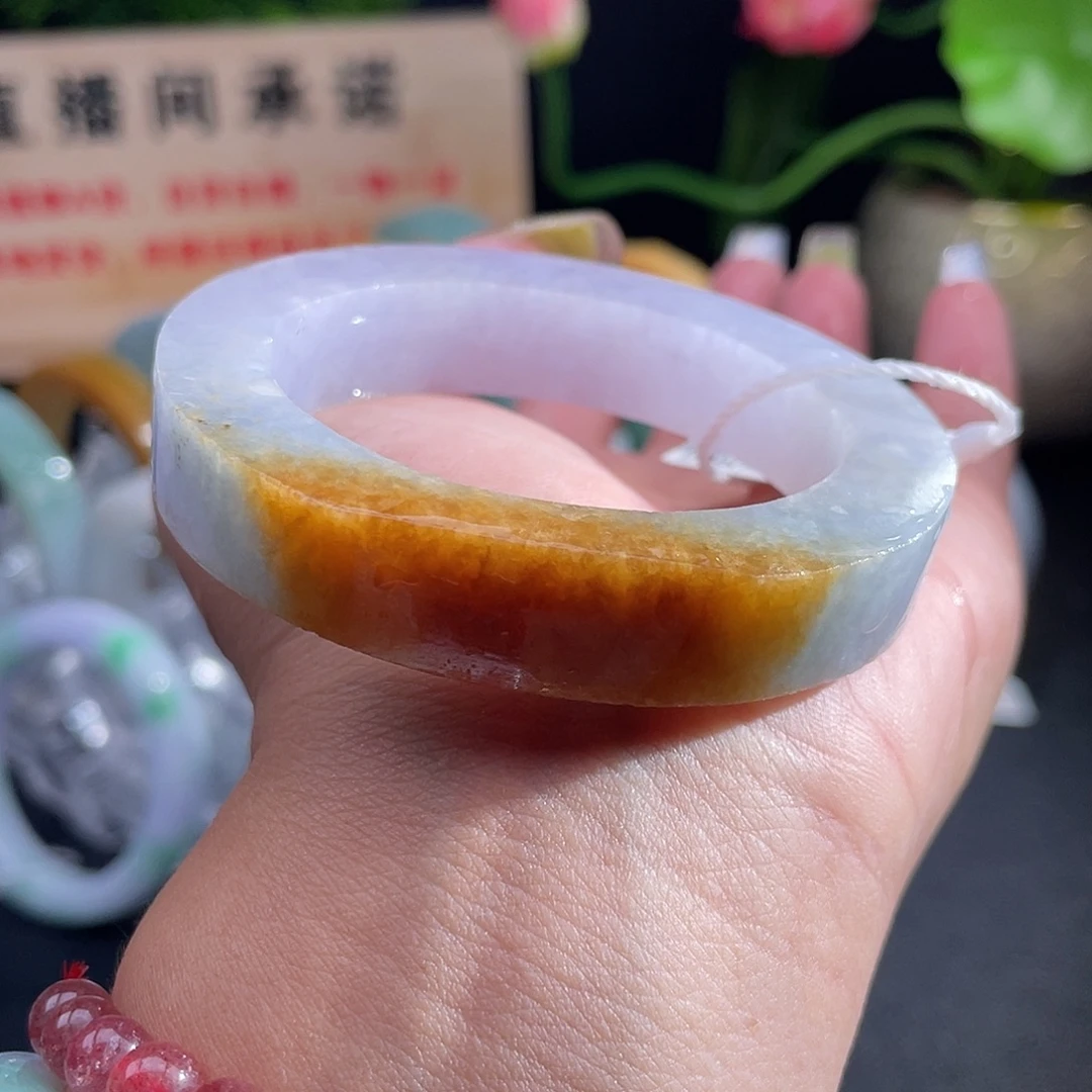 未镶嵌翡翠手镯定制翡翠