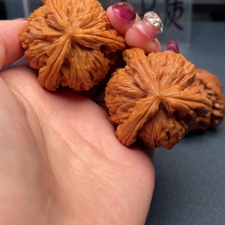 胖***怪吊坠文玩核桃白狮子