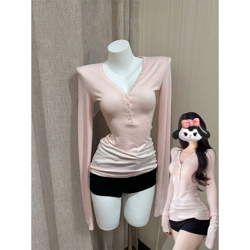 韩漫身材~粉色半开领纽扣正肩长袖t恤女春秋季修身显瘦打底衫上衣
