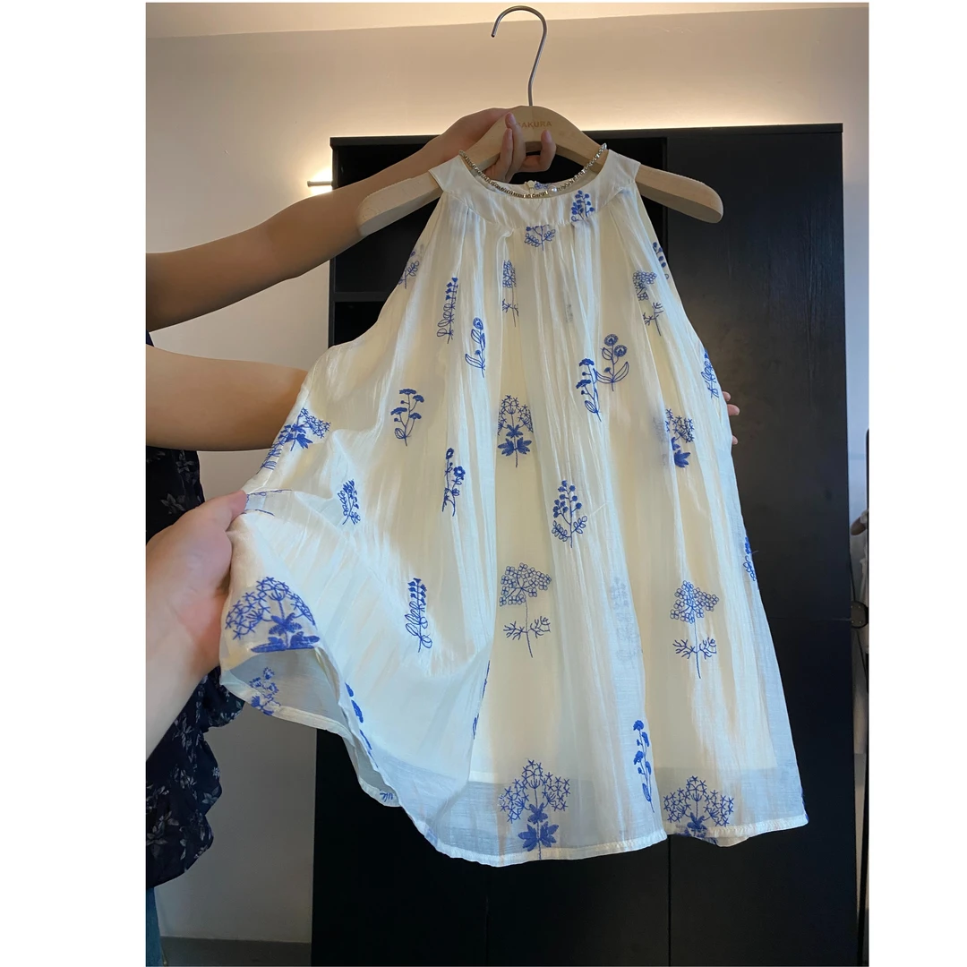 璎婲sᴀᴋᴜʀᴀ【言叶之庭】岚韩版气质碎花显瘦隐形拉链无袖挂脖衬衫