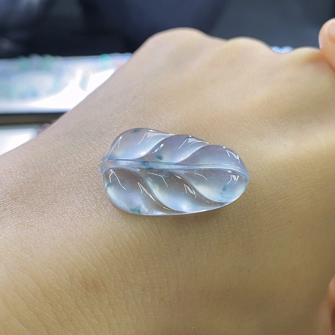 未镶嵌挂件翡翠大叶子