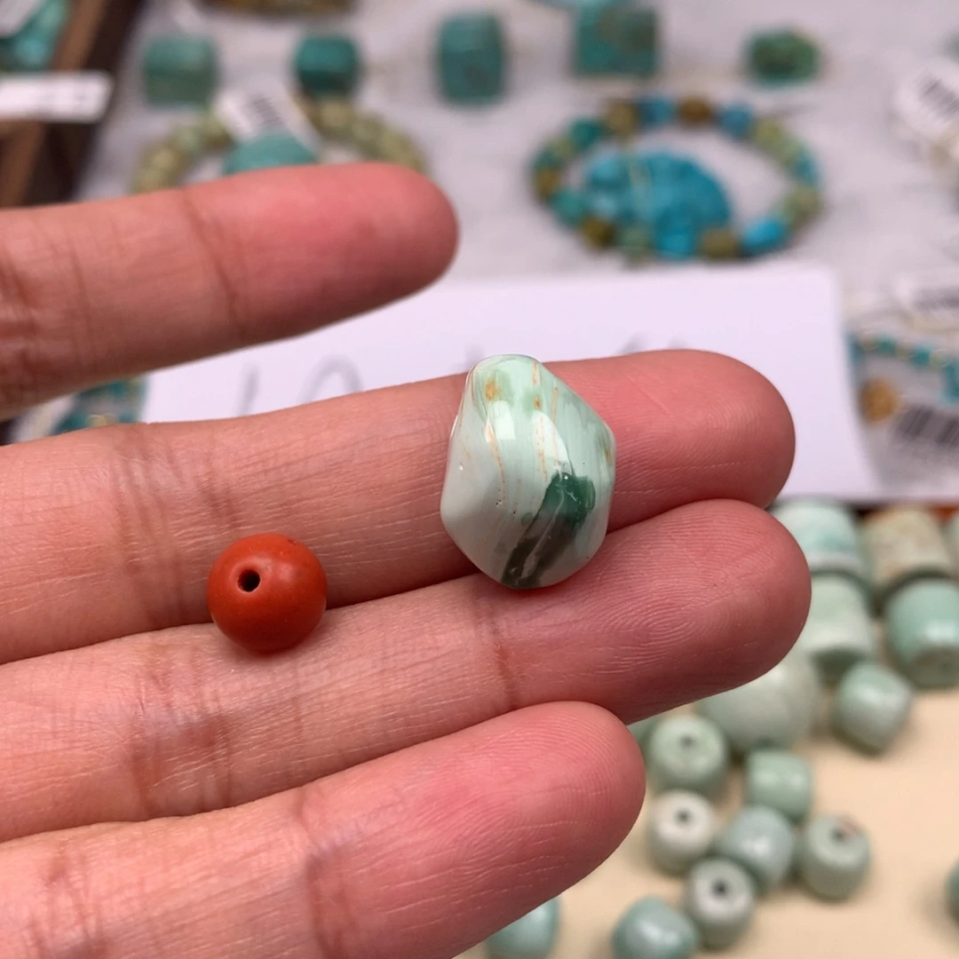玛瑙/玉髓未镶嵌吊坠一颗