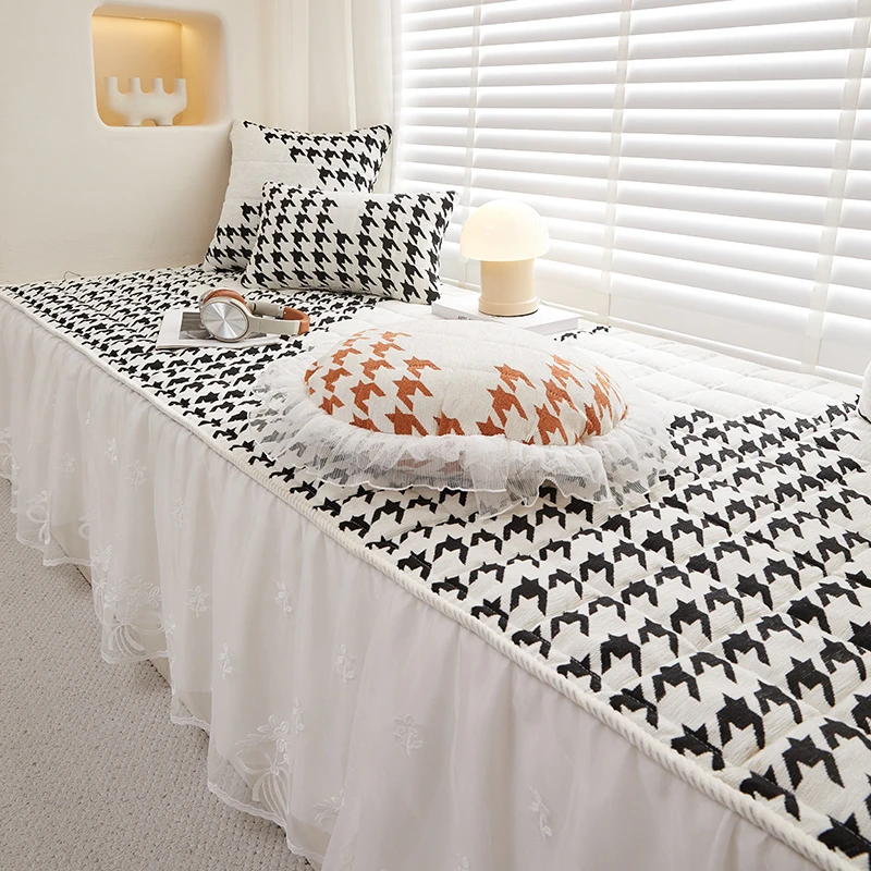 雪尼尔飘窗垫窗台垫子四季通用蕾丝花边新款榻榻米坐垫