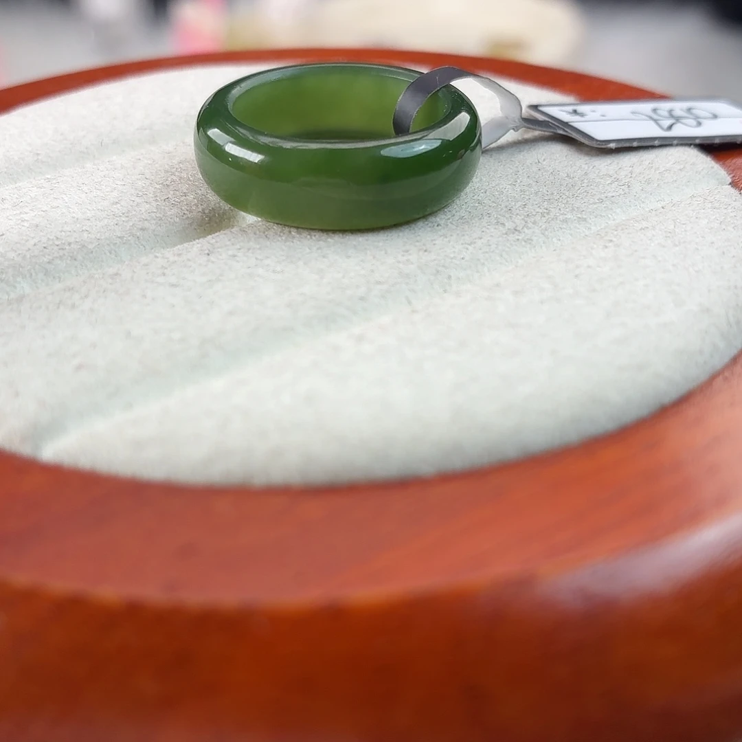 和田玉未镶嵌戒指r65俄料红皮碧玉轮胎17.1