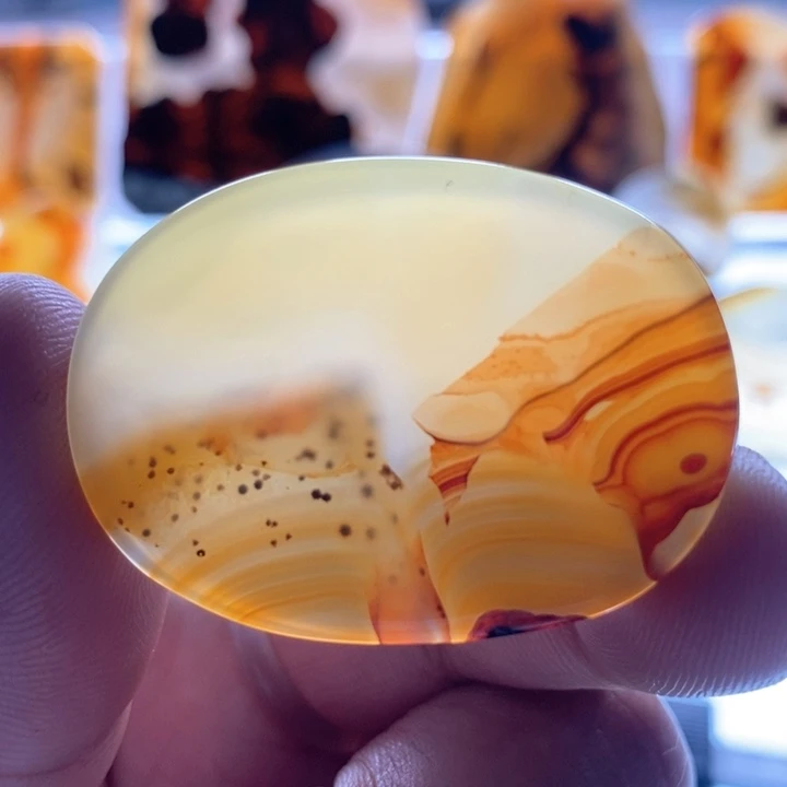 玛瑙/玉髓颈饰未镶嵌