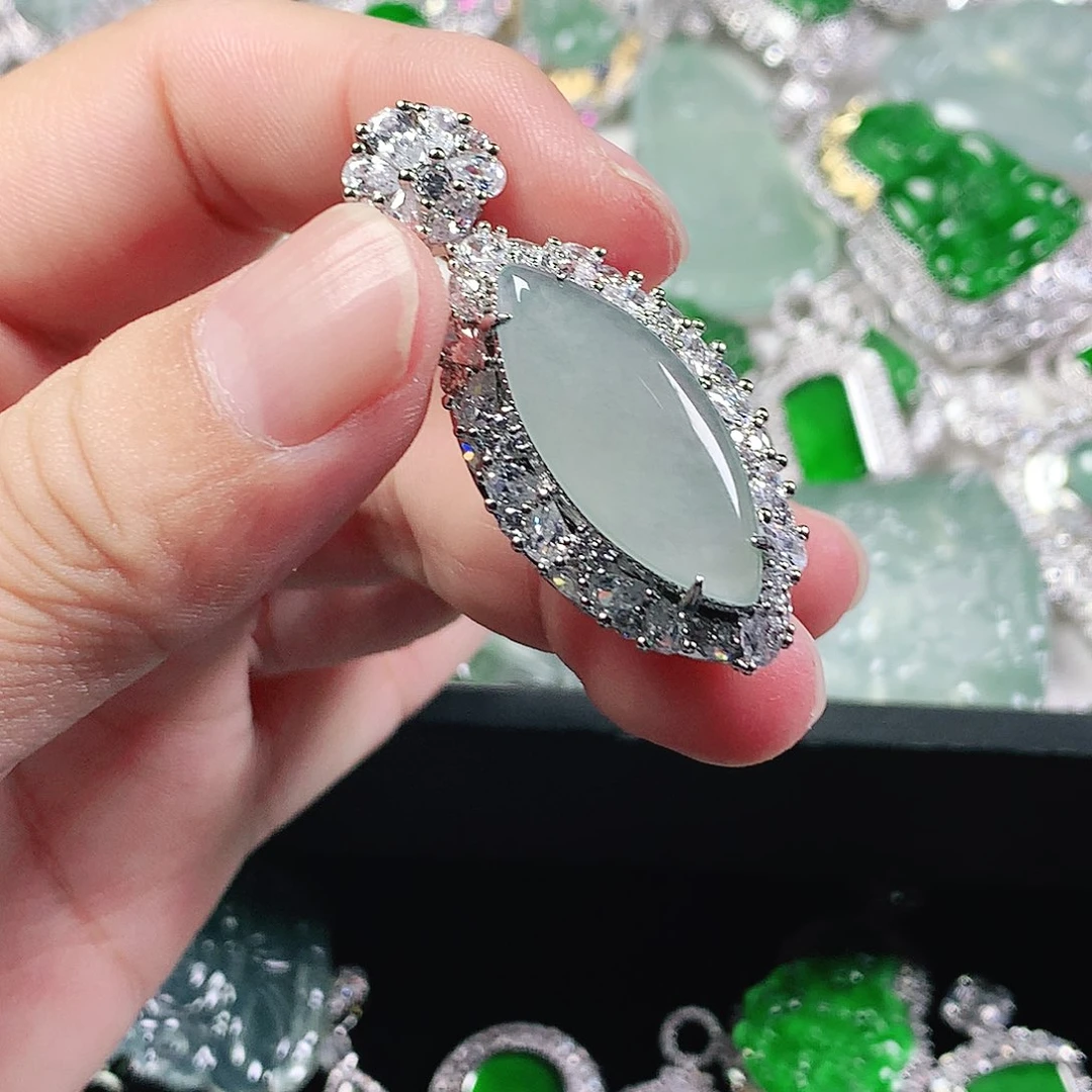 翡翠未镶嵌吊坠(不含链)