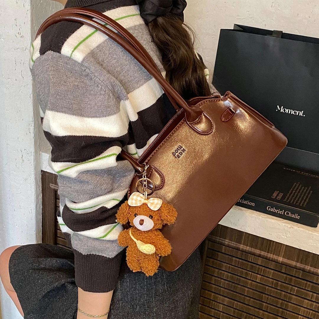 秋季复古腋下包包女2025新款油蜡皮大容量通勤包高级感手提单肩包