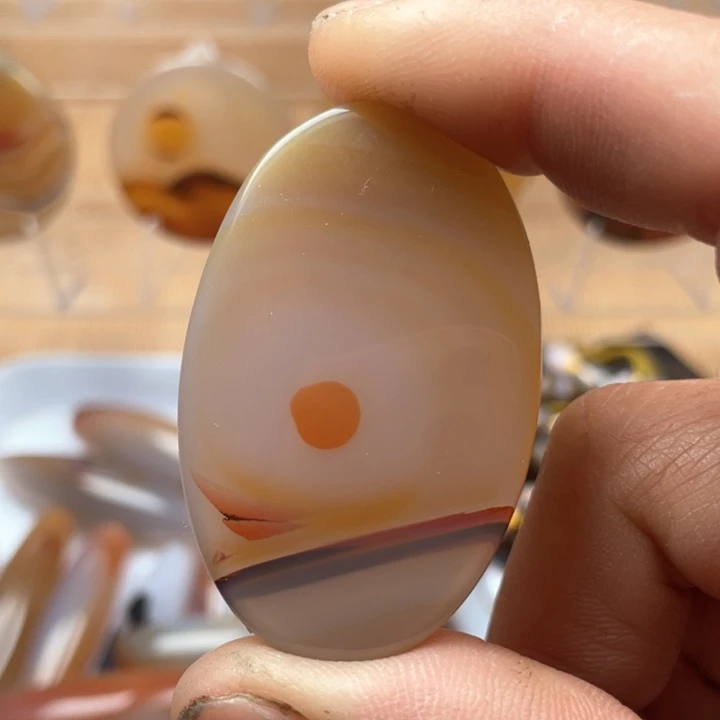 玛瑙/玉髓吊坠未镶嵌