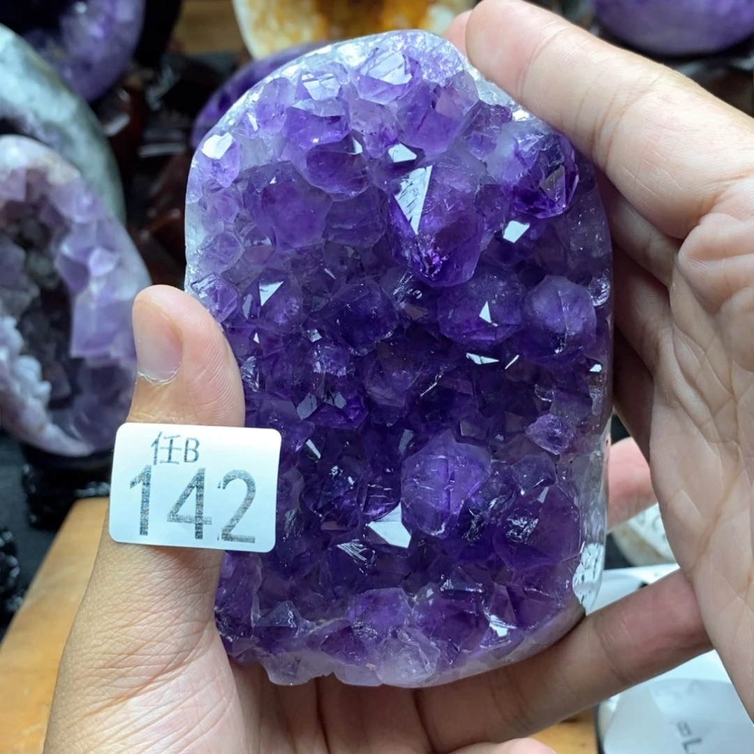 未镶嵌大型摆件（非配饰）水晶