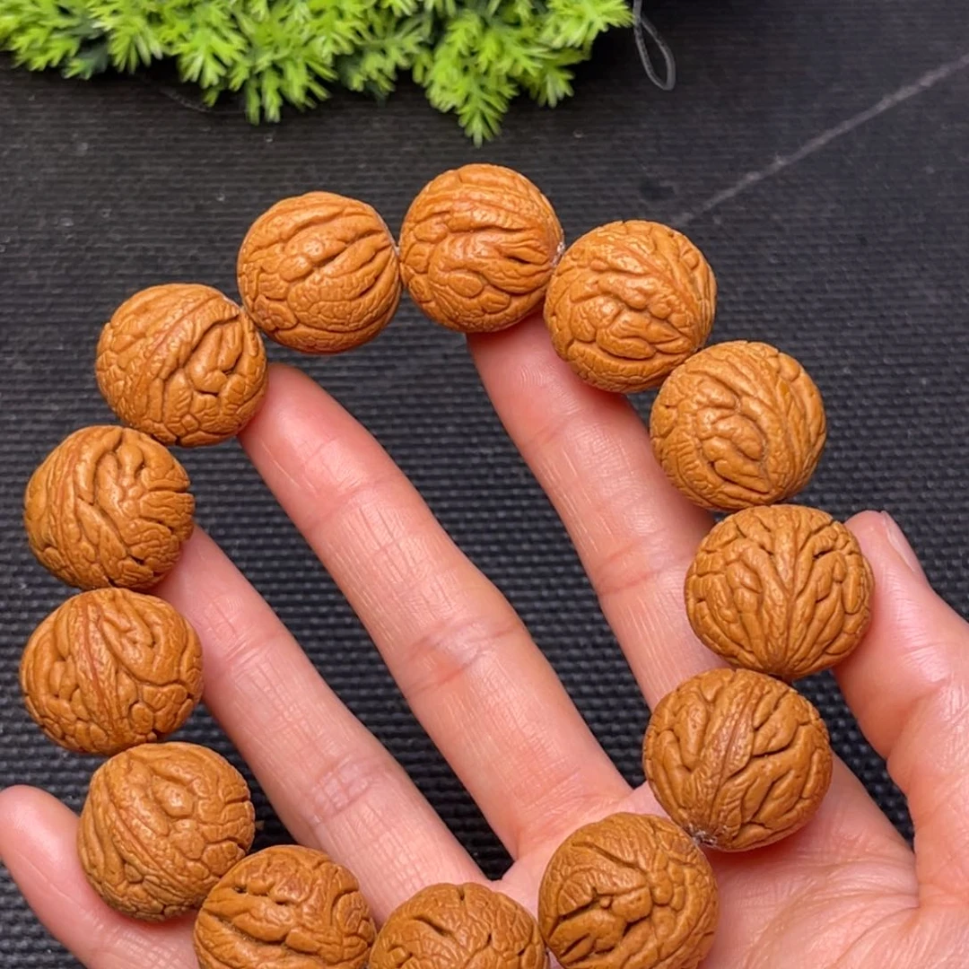 桃核手串龙纹桃核