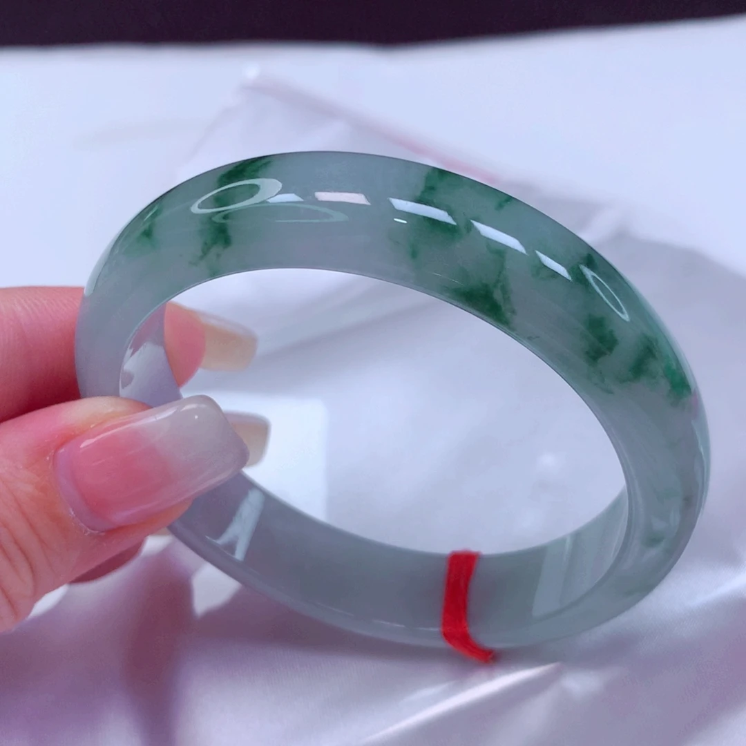 未镶嵌手镯翡翠手镯