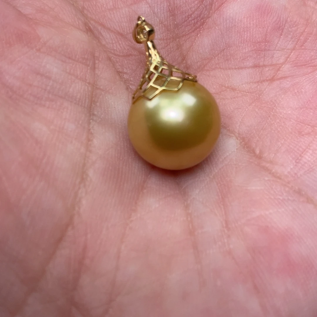 海水珍珠18K金镶嵌颈饰