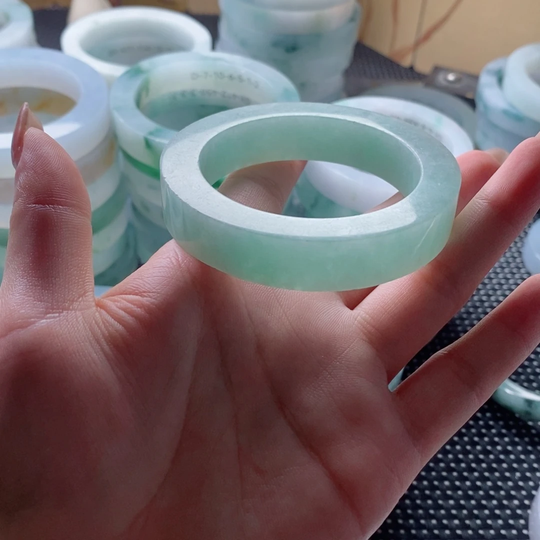 灯***绿定制翡翠AA未镶嵌