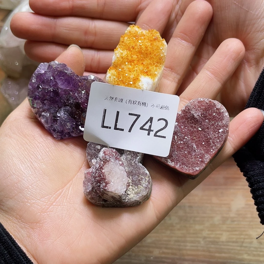 未镶嵌大型摆件（非配饰）水晶