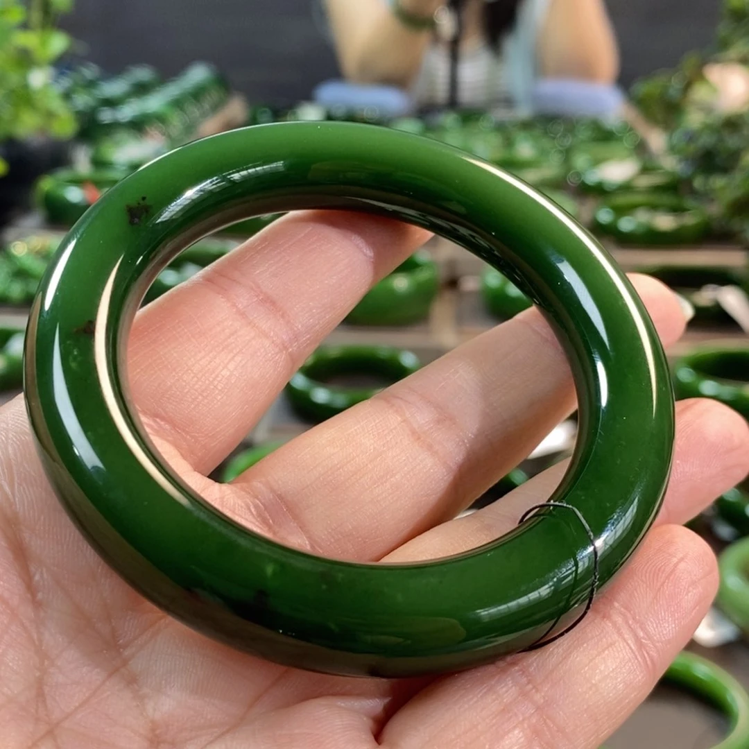 和田玉（碧玉）手镯未镶嵌