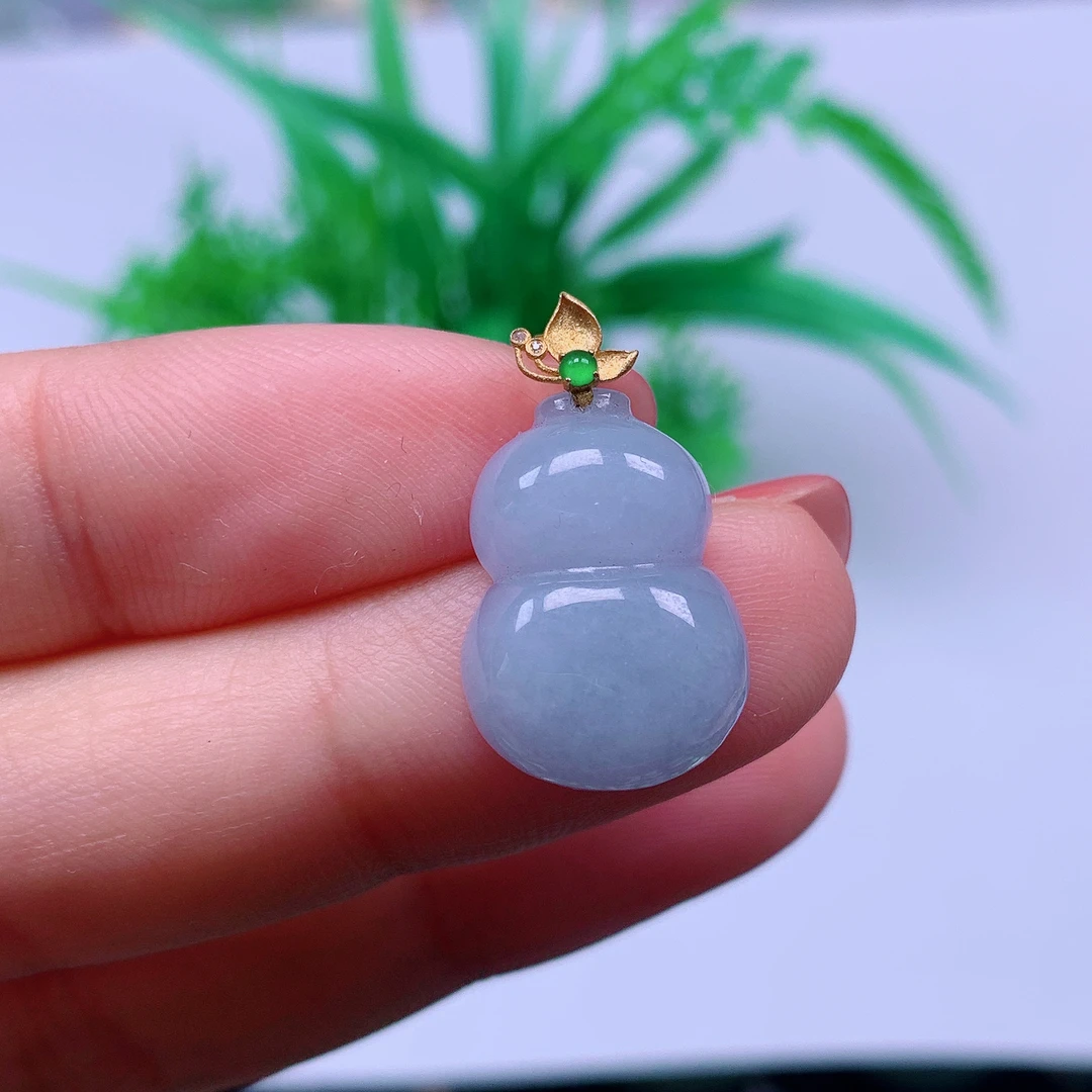 缅甸天然A货翡翠，紫罗兰葫芦 编号13/121尺寸 18.2-13.3-5.8