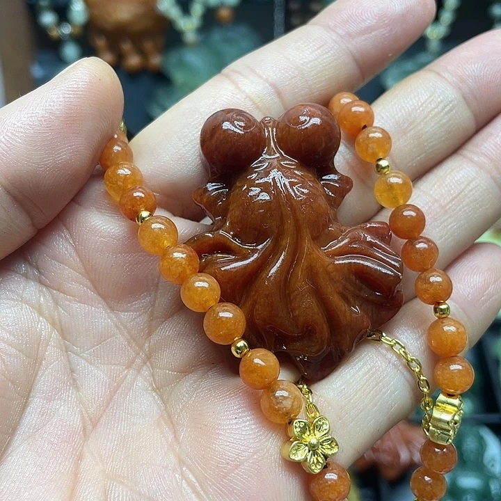 未镶嵌蛇纹石玉颈饰