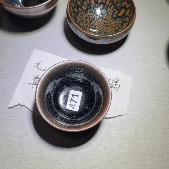 茶盏提出解决农村留守学生入学面临