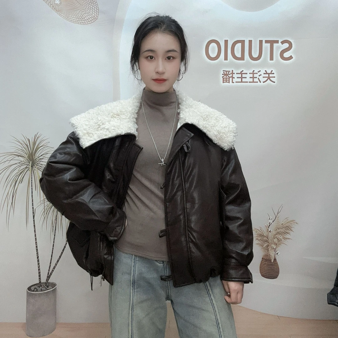 2024秋冬新款韩版宽松羊羔领毛大方领皮衣羽绒外套皮衣夹克女