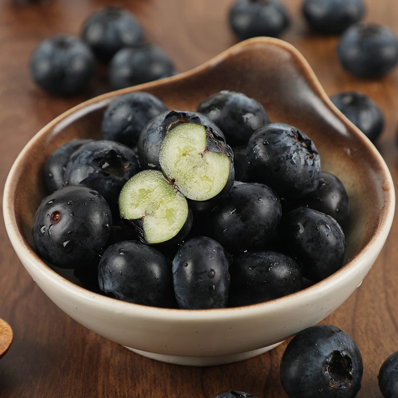 顺丰空运云南高山脆甜花香蓝莓新鲜高端孕妇水果浆果宝宝辅食