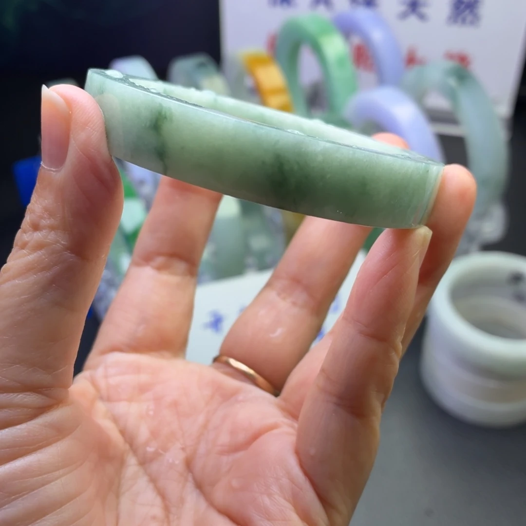 定制翡翠未镶嵌翡翠手镯订制飘花