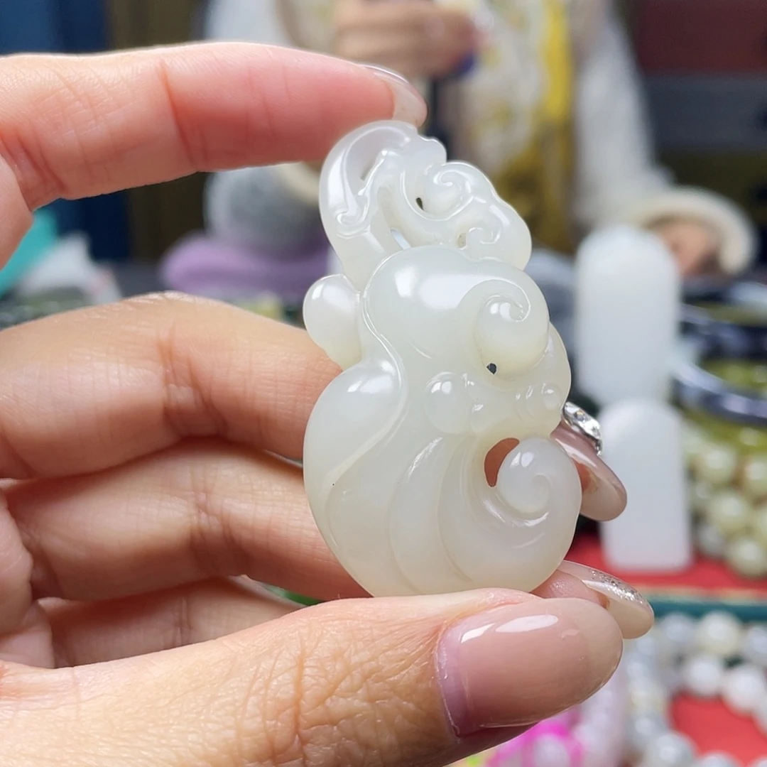 未镶嵌和田玉挂件