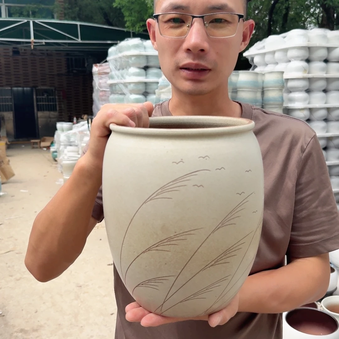 紫砂花盆口19高25（一个芦苇