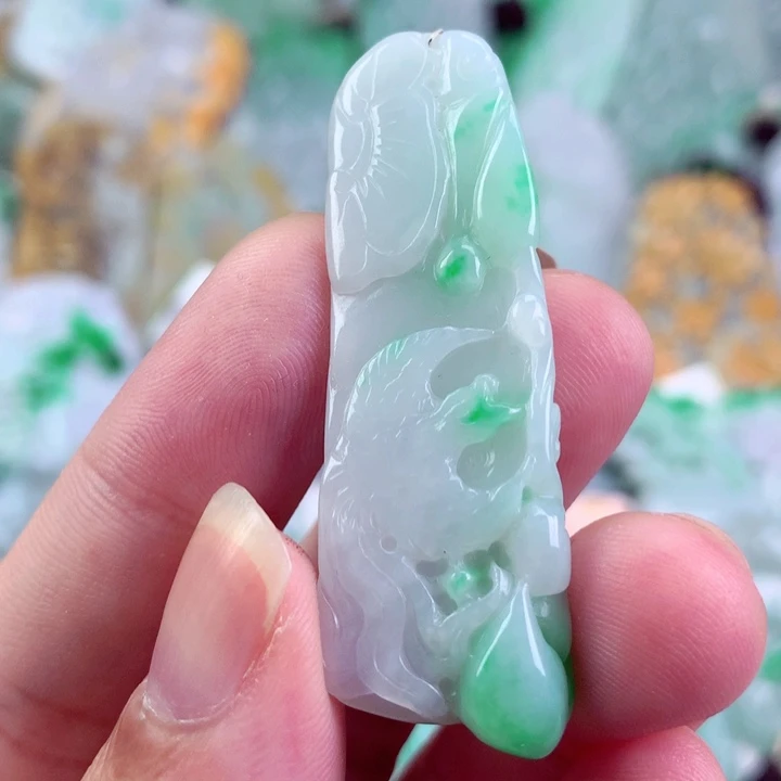 吊坠(不含链)未镶嵌翡翠