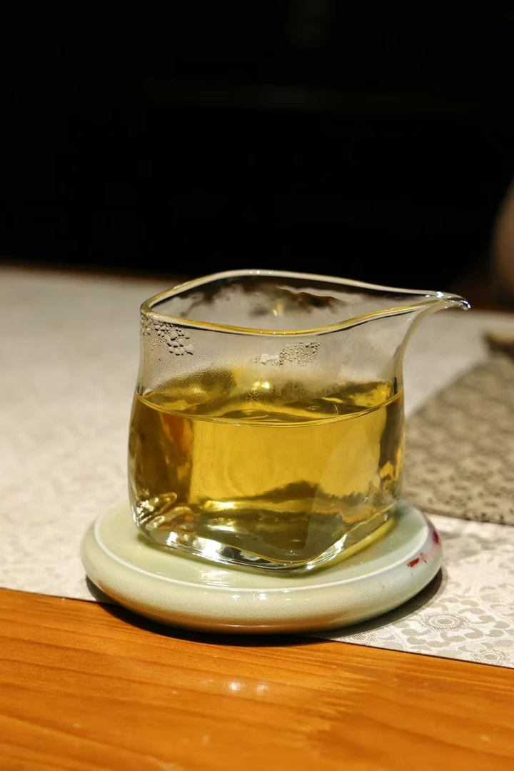 老班章 200g/饼 普洱生茶