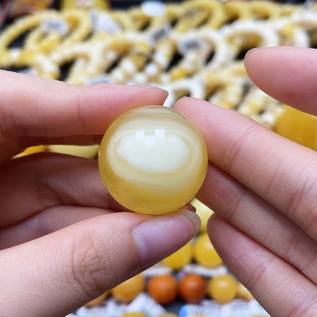 未镶嵌蜜蜡裸石特色“眼睛”圆珠26.4mm金沙