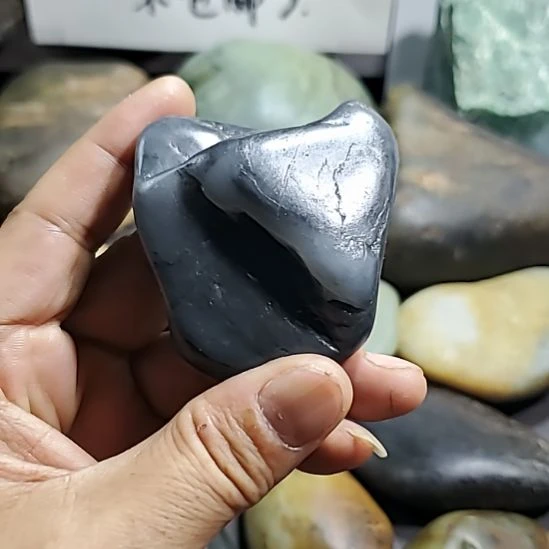 未镶嵌和田玉（糖玉）挂件