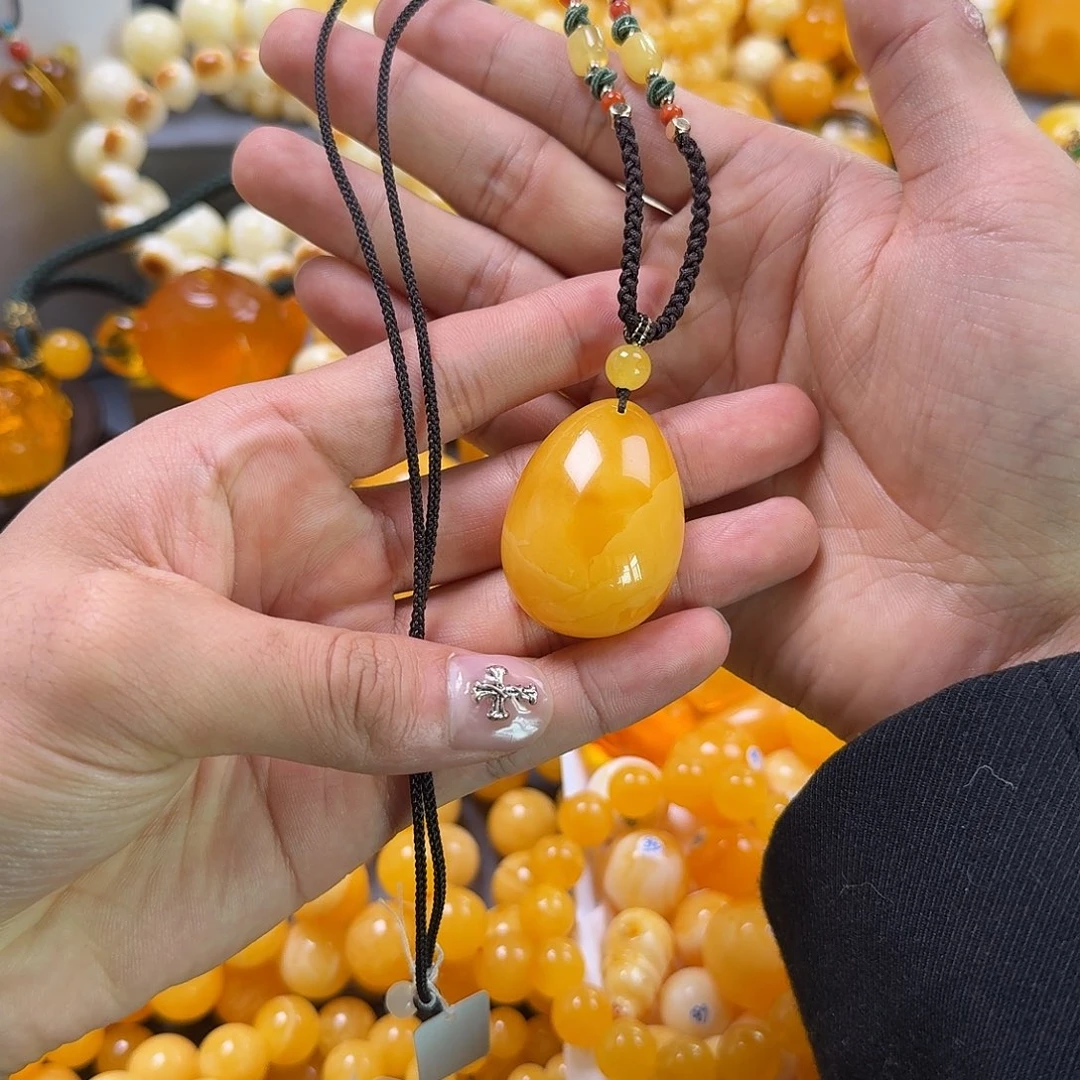 琥珀珠宝奇石未镶嵌水滴