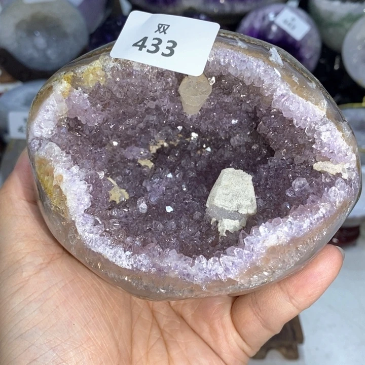 未镶嵌大型摆件（非配饰）水晶方解石