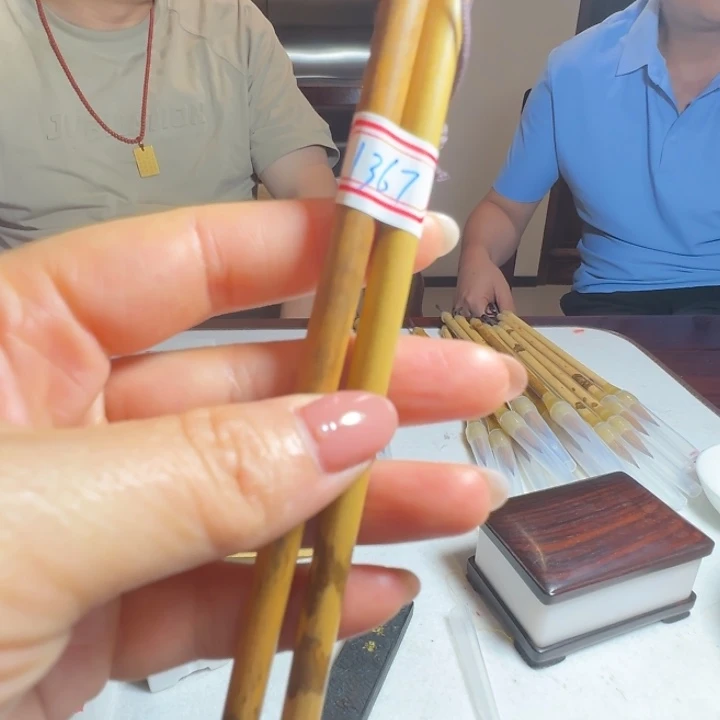 u***轴1367号的纯正狼毫笔