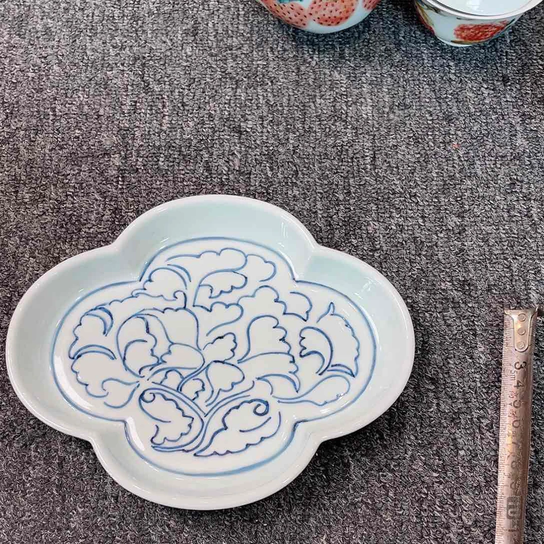 圆圆的圆圈是一个圆圈的形状和形状