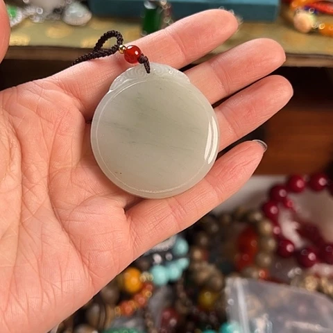 吊坠滴血莲花菩提