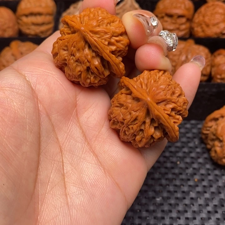 吊坠文玩核桃秦岭野生3