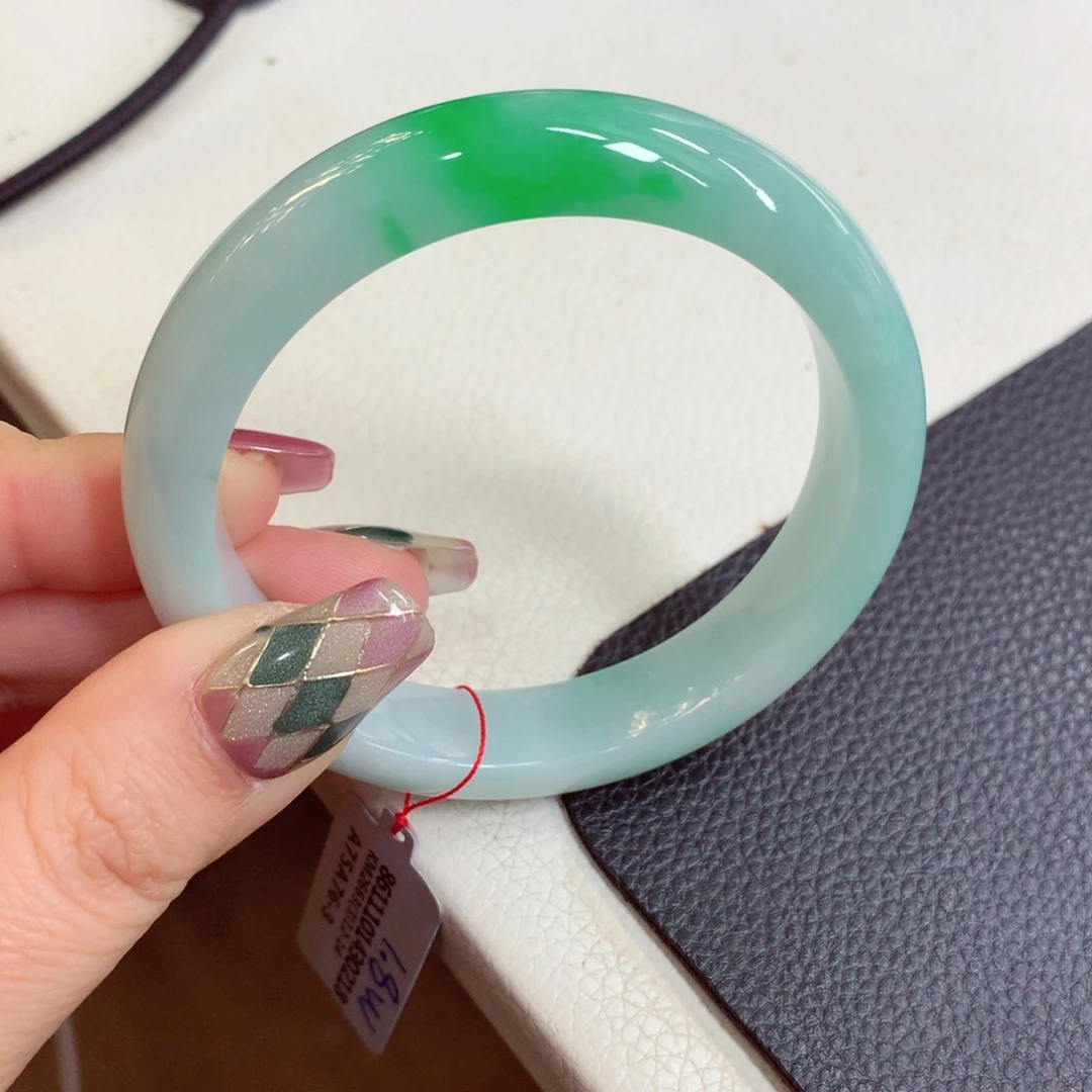 未镶嵌手镯翡翠我***多缅甸