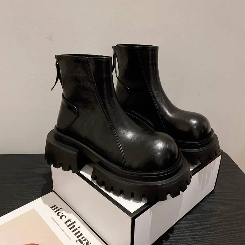 秋冬季厚底增高休闲百搭短靴女2025新款加绒英伦风洋气爆款烟筒靴