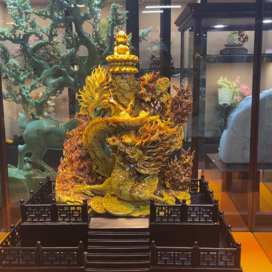 蛇纹石玉未镶嵌摆件