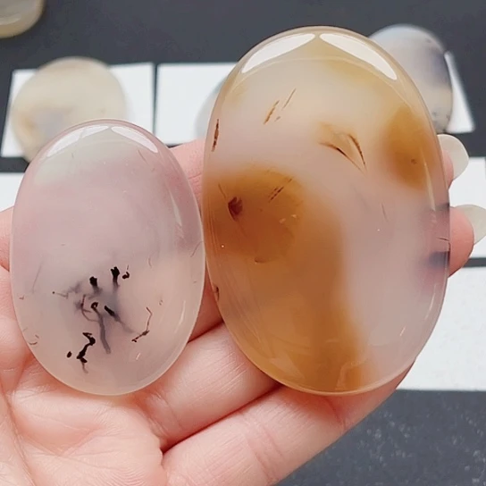 玛瑙/玉髓珠宝半成品未镶嵌曾**时