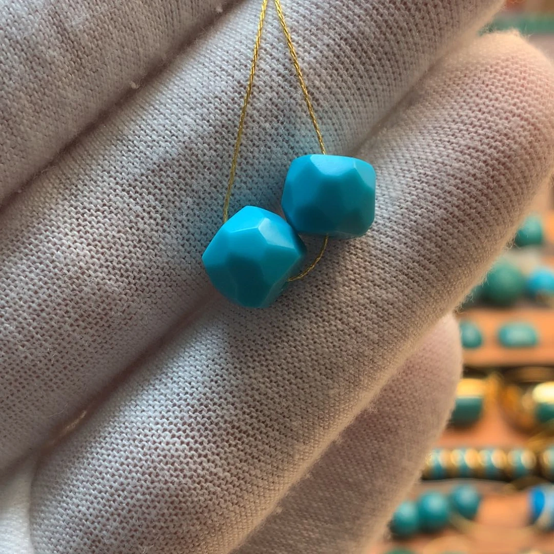 绿松石未镶嵌挂件8.6m