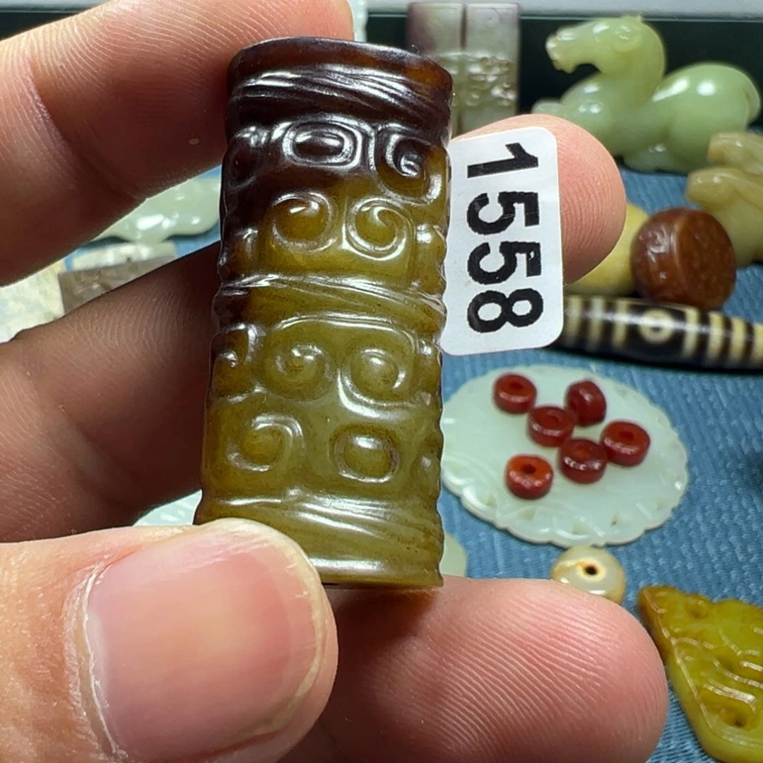 摆件新号开播一漏到底