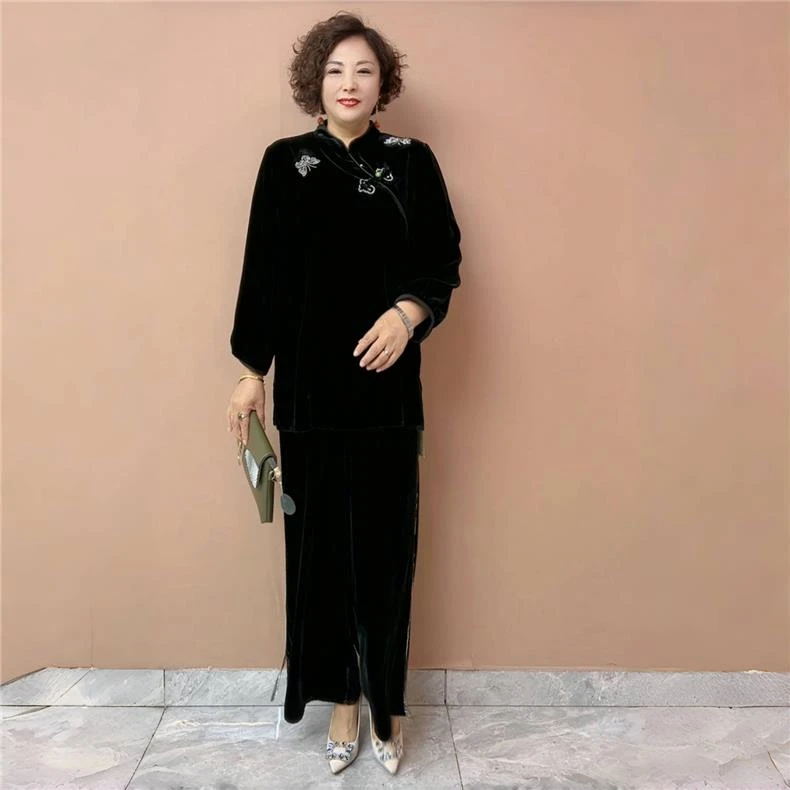 680125国风新款盘扣丝绒中长款上衣秋装高端大码阔腿裤妈妈套装