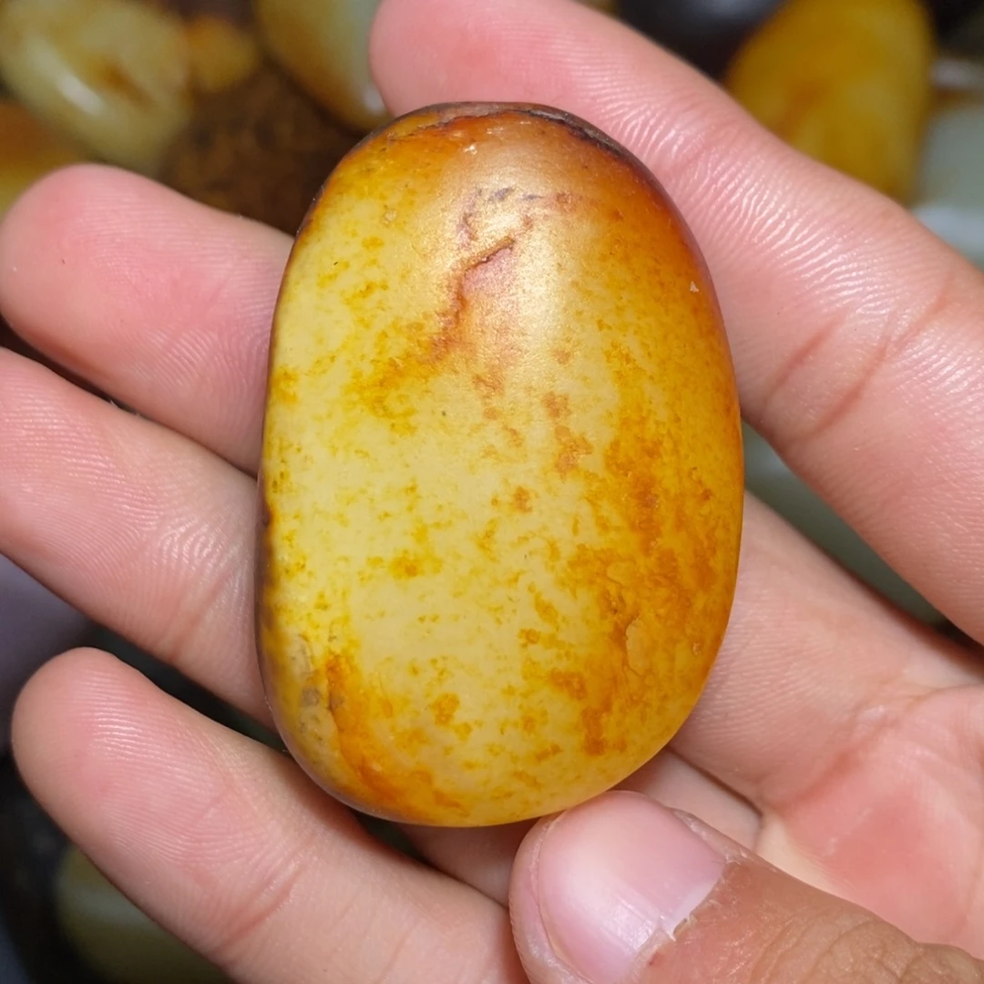 和田玉未镶嵌珠宝奇石